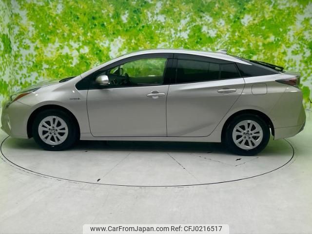 toyota prius 2018 quick_quick_DAA-ZVW50_ZVW50-6135587 image 2