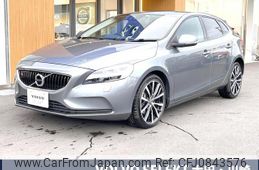 volvo v40 2017 quick_quick_MD4204T_YV1MVA8RDJ2455583