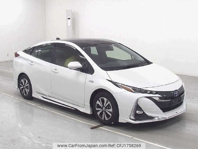 toyota prius-phv 2022 CFJ1758269 image 1