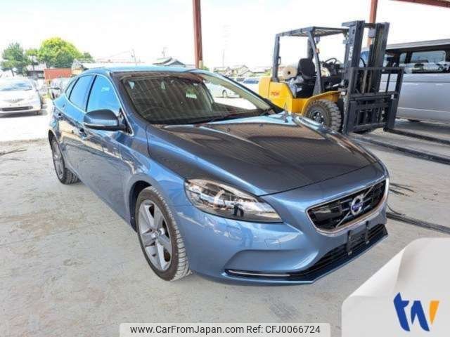 volvo v40 2013 -VOLVO--Volvo V40 DBA-MB4164T--YV1MV485BD2061535---VOLVO--Volvo V40 DBA-MB4164T--YV1MV485BD2061535- image 1