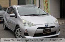 toyota aqua 2013 quick_quick_DAA-NHP10_NHP10-2228118