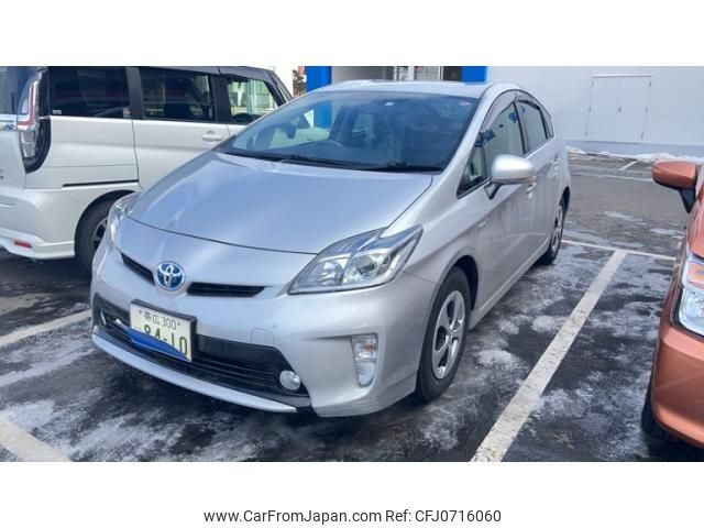 toyota prius 2013 -TOYOTA--Prius DAA-ZVW30--ZVW30-1671335---TOYOTA--Prius DAA-ZVW30--ZVW30-1671335- image 1