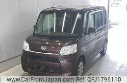 daihatsu tanto 2018 CFJ1796110