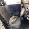 toyota porte 2017 CFJ0807895 image 8