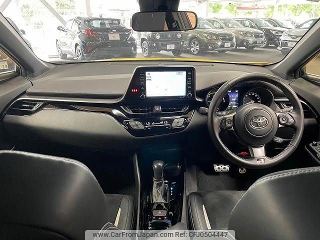 toyota c-hr 2023 -TOYOTA--C-HR 6AA-ZYX11--ZYX11-2061592---TOYOTA--C-HR 6AA-ZYX11--ZYX11-2061592- image 2