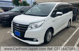 toyota noah 2016 CFJ1647588