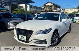 toyota crown 2018 CFJ1332712
