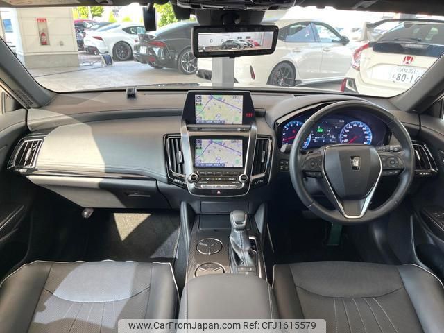toyota crown 2019 CFJ1615579 image 2