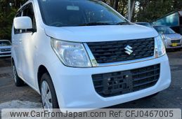 suzuki wagon-r 2014 GOO_JP_700090373030241120002