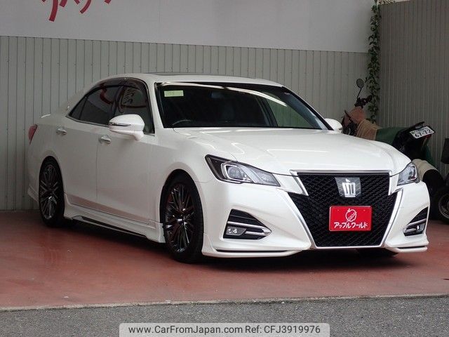 toyota crown 2017 19340612 image 1