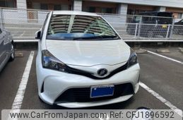 toyota vitz 2016 CFJ1896592