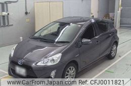 toyota aqua 2015 -TOYOTA 【三重 502ﾏ6834】--AQUA DAA-NHP10--NHP10-6472558---TOYOTA 【三重 502ﾏ6834】--AQUA DAA-NHP10--NHP10-6472558-