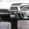 toyota noah 2017 -TOYOTA--Noah DBA-ZRR85Gｶｲ--ZRR85-0089023---TOYOTA--Noah DBA-ZRR85Gｶｲ--ZRR85-0089023- image 17