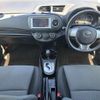 toyota vitz 2014 CFJ1652931 image 5