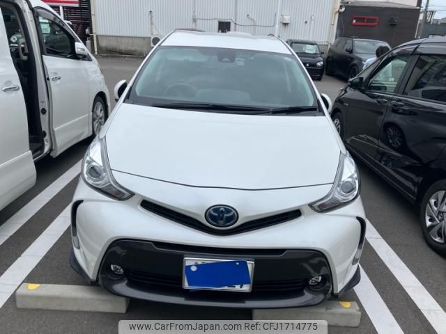 toyota prius-α 2018 CFJ1714775 image 1