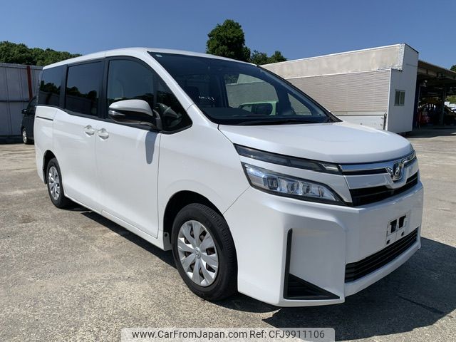 toyota voxy 2018 NIKYO_KX51763 image 1