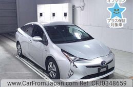 toyota prius 2017 -TOYOTA--Prius ZVW51-6057647---TOYOTA--Prius ZVW51-6057647-