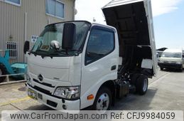 hino dutro 2024 GOO_NET_EXCHANGE_0900002A30240708W004