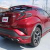 toyota c-hr 2017 quick_quick_DAA-ZYX10_ZYX10-2057464 image 11