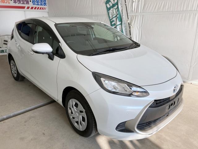 2022 Toyota Aqua 6AA-MXPK11 2WD - Car Price $12,961