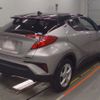 toyota c-hr 2018 -TOYOTA--C-HR DBA-NGX10--NGX10-2006349---TOYOTA--C-HR DBA-NGX10--NGX10-2006349- image 2