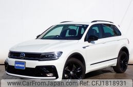 volkswagen tiguan 2018 CFJ1818931