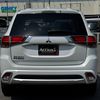 mitsubishi outlander-phev 2015 158 image 5