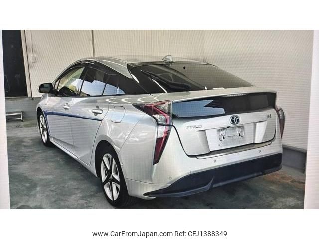 toyota prius 2016 quick_quick_ZVW51_ZVW51-6027028 image 2