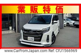 toyota noah 2017 CFJ1566969