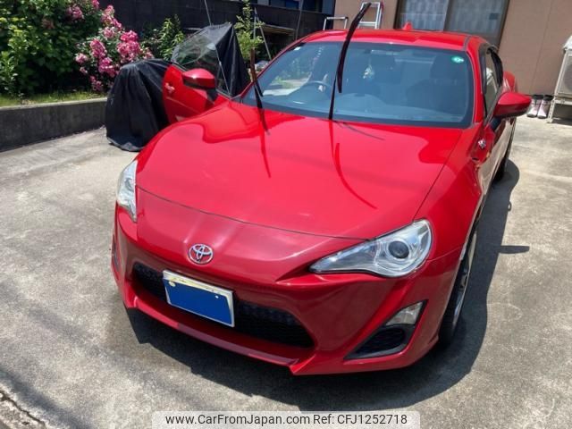toyota 86 2013 -TOYOTA--86 DBA-ZN6--ZN6-007213---TOYOTA--86 DBA-ZN6--ZN6-007213- image 1
