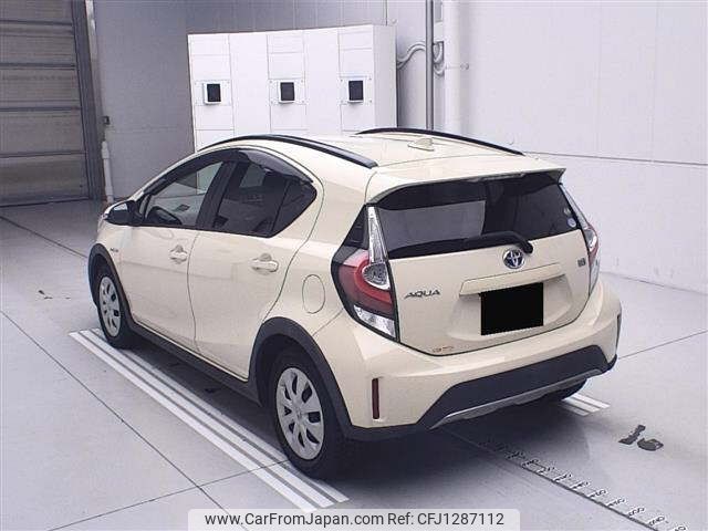 toyota aqua 2017 -TOYOTA--AQUA NHP10H-6659056---TOYOTA--AQUA NHP10H-6659056- image 2