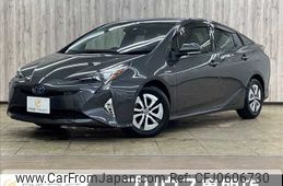 toyota prius 2017 -TOYOTA--Prius DAA-ZVW51--ZVW51-8042041---TOYOTA--Prius DAA-ZVW51--ZVW51-8042041-