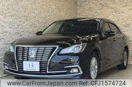 toyota crown-hybrid 2017 CFJ1574724