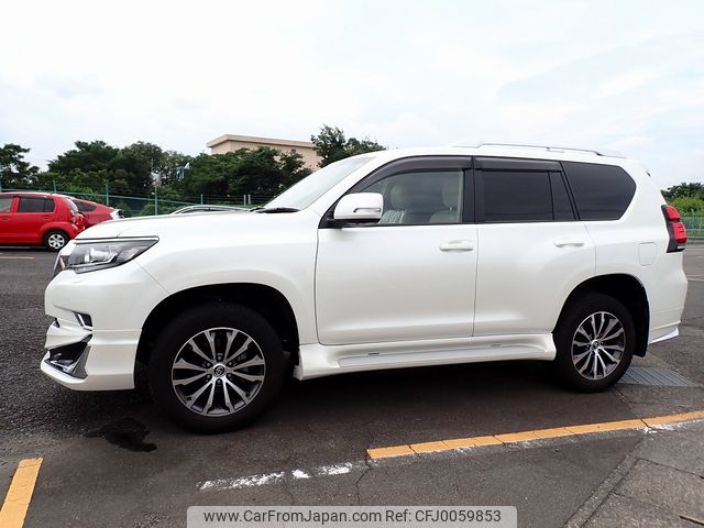 toyota land-cruiser-prado 2020 24410515 image 2