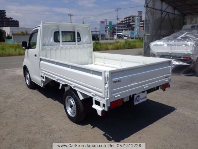 toyota townace-truck 2016 CFJ1512728 image 2