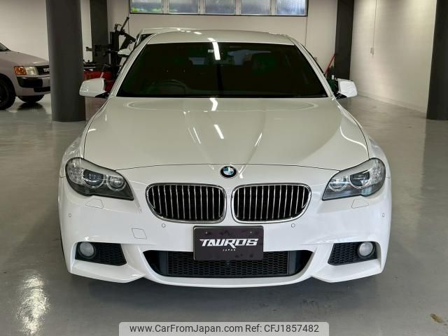 bmw 5-series 2011 CFJ1857482 image 2