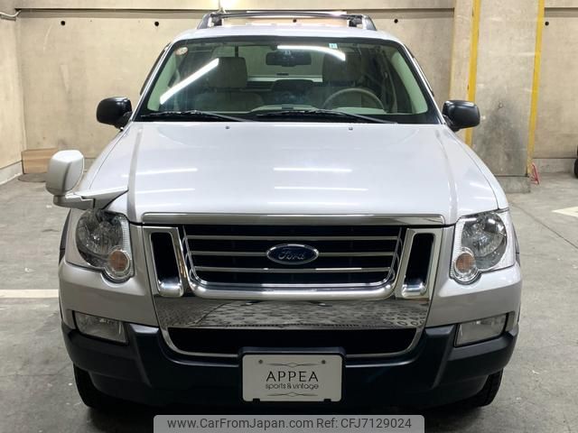 ford explorer-sport-trac 2009 CFJ7129024 image 2