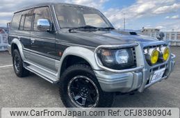 Mitsubishi Pajero 1995