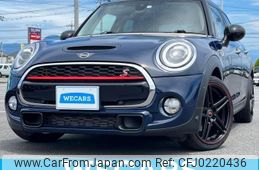 mini mini-others 2018 quick_quick_DBA-XU20M_WMWXU92040TE41732