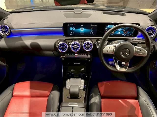 mercedes-benz a-class 2021 quick_quick_5LA-177086_W1K1770862V084638 image 2