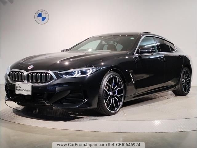 bmw 8-series 2023 quick_quick_3BA-GV30_WBAGV22040CM57690 image 1