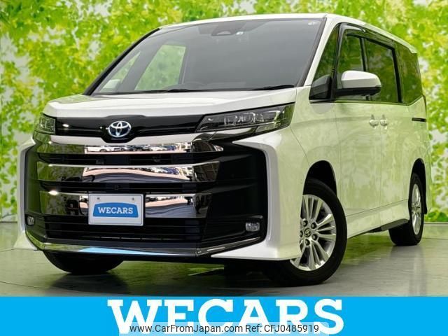 toyota noah 2022 quick_quick_6AA-ZWR95W_ZWR95-0002951 image 1