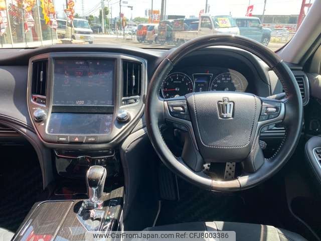 toyota crown 2017 CFJ8003386 image 2