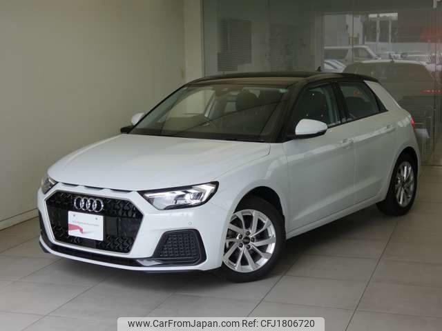 audi a1 2023 CFJ1806720 image 1
