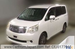 toyota noah 2011 -TOYOTA--Noah DBA-ZRR70G--ZRR70-0440112---TOYOTA--Noah DBA-ZRR70G--ZRR70-0440112-