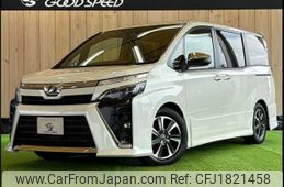 toyota voxy 2018 CFJ1821458