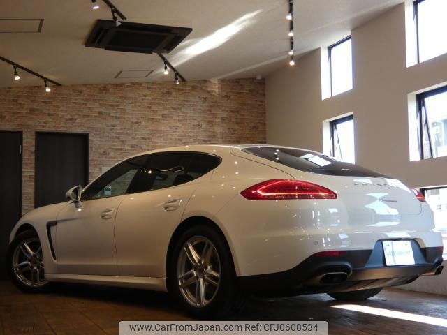 porsche panamera 2013 quick_quick_970CWA_WP0ZZZ97ZEL000094 image 2