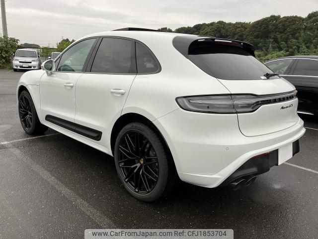 porsche macan 2022 CFJ1853704 image 2