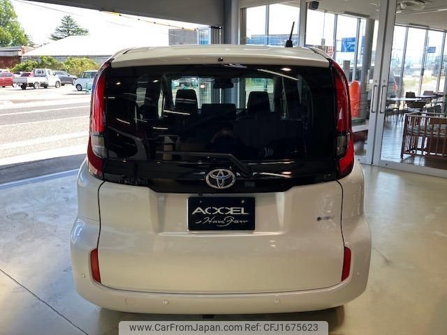 toyota sienta 2024 CFJ1675623 image 2