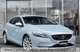 volvo v40 2014 -VOLVO--Volvo V40 DBA-MB4164T--YV1MV485BE2155869---VOLVO--Volvo V40 DBA-MB4164T--YV1MV485BE2155869-